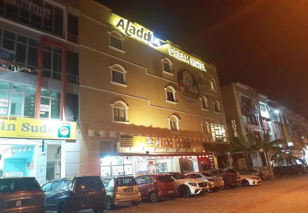 Aladdin Dream Hotel Johor Bahru Exterior foto